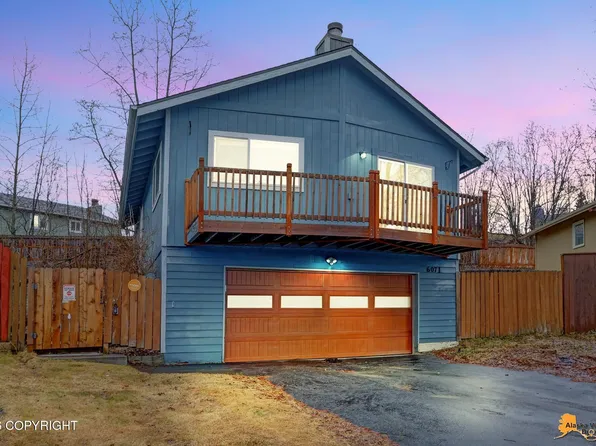 6071 Longoria Cir, Anchorage, AK 99504