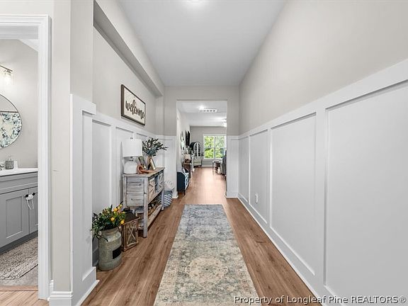 4th image of 190 S Prince Henry Way