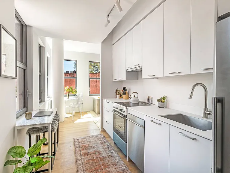 955 Sterling Pl #616 — Photo 8