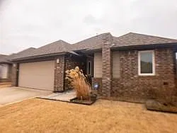 17517 Black Hawk Dr