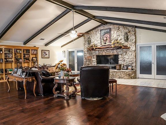 5th image of 9785 Ponderosa Ln