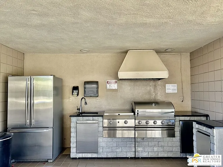 197 Desert Lakes Dr — Photo 38