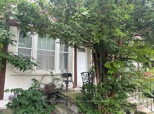41 Coulson Ave, Toronto, ON M4V 1Y3