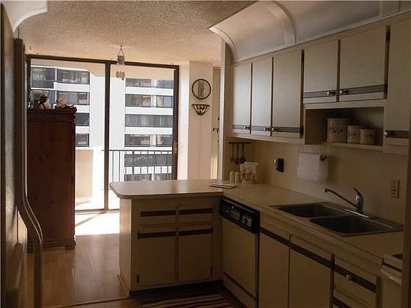 4th image of 4200 N Ocean #1203