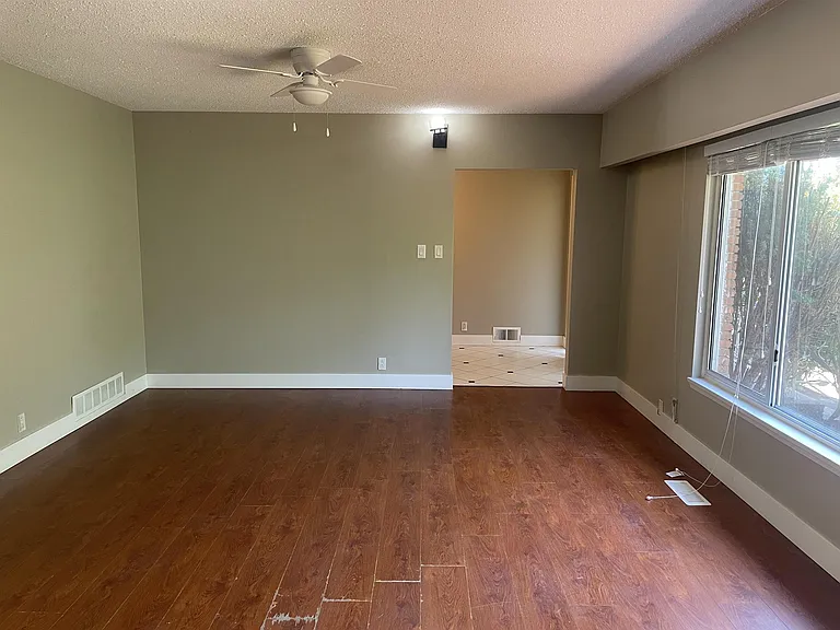 6748 Ash St — Photo 7