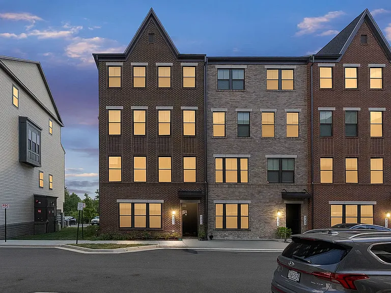 43433 Stonewood Crossing Ter — Photo 2