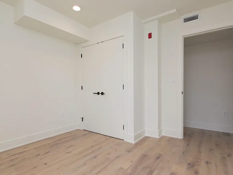 Newly Constructed Apartments in Fishtown — Photo 10