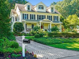 7 Spring Brook Rd, Morristown, NJ 07960