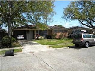 569 Smith Dr, Metairie, LA 70005