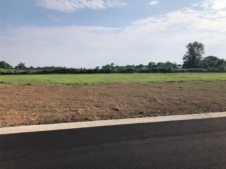 2nd image of 801 Mary Lee Ln Lot 1