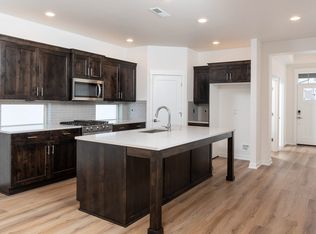 1156 NE Henry Dr, Prineville, OR 97754
