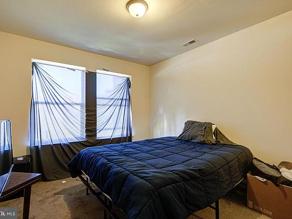 4th image of 1913 N Gratz St Unit B