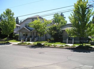 924 E Main St, Medford, OR