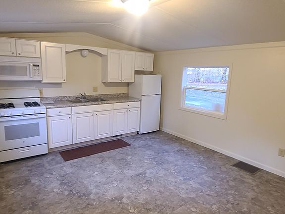 3rd image of 11012 Ginther Ct