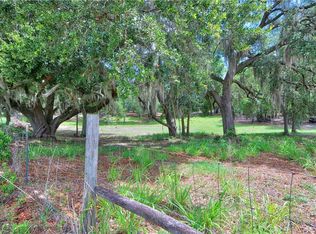 17251 SE 140th Ave, Weirsdale, FL 32195