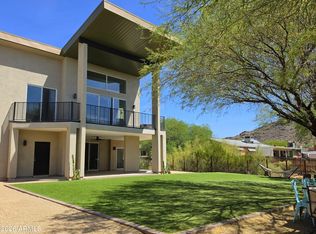 933 W MERCER Lane, Phoenix, AZ 85029