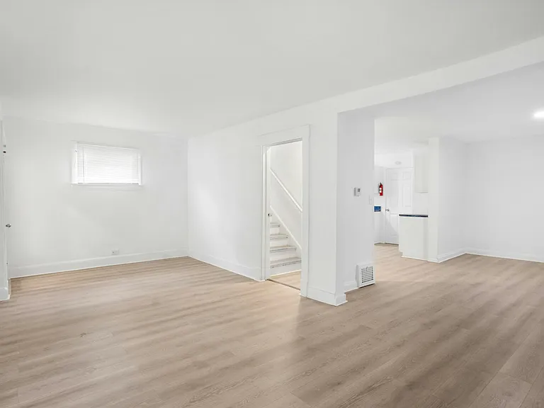 14608 Alder Ave — Photo 23