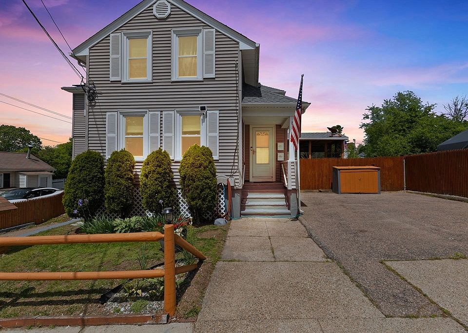 1st image of 8 Rosewood St