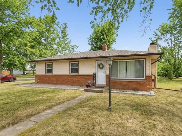 7934 N Edgeworth DRIVE, Milwaukee, WI 53223