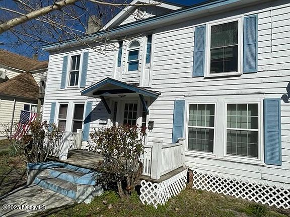 3rd image of 906 Bridges Street