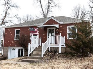 110 S Hartnett Ave, Saint Louis, MO