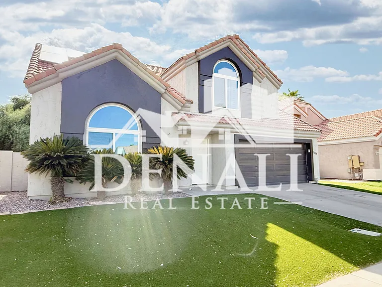 1114 S Surfside Dr — Photo 2