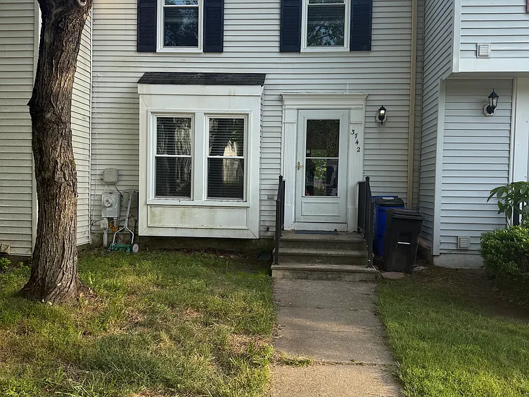 3742 Bonnybridge Pl — Photo 14