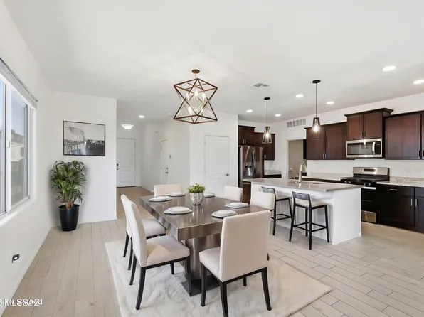 947 S Paseo, Sahuarita, AZ 85629