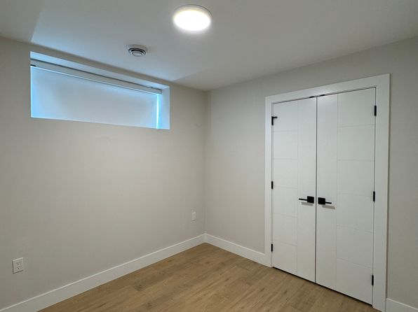 2887 E 3rd Ave #BASEMENT, Vancouver, BC V5M 1H5