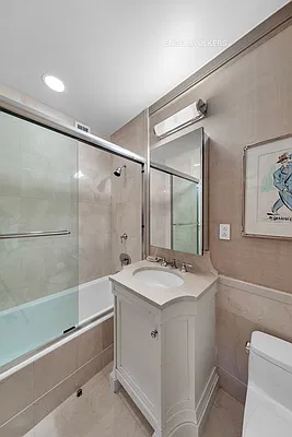 Bathroom, photo 3