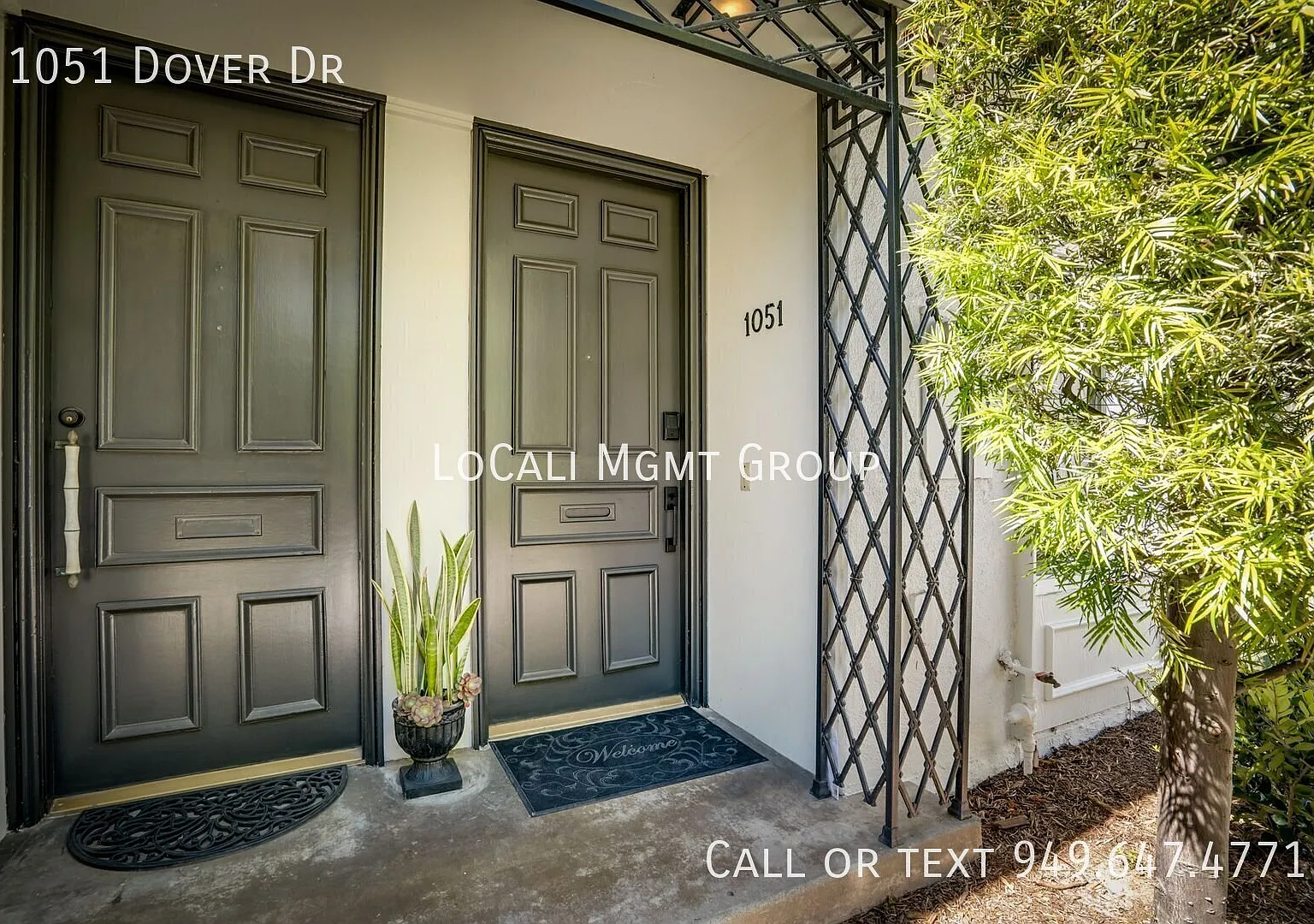 Charming Newport Beach Townhouse in Coveted Dover Shores — Photo 2