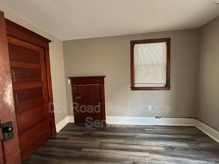 309 Moore St — Photo 20