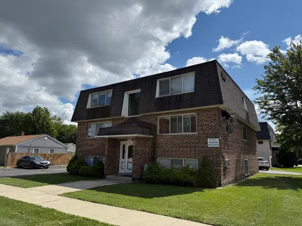 7031 170th St #2E, Tinley Park, IL 60477