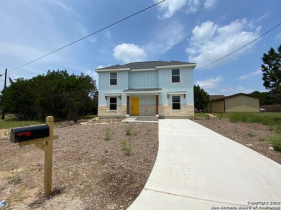 2nd image of 1749 Greenhill Dr