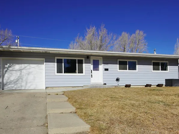 2940 Saratoga Rd, Casper, WY 82604