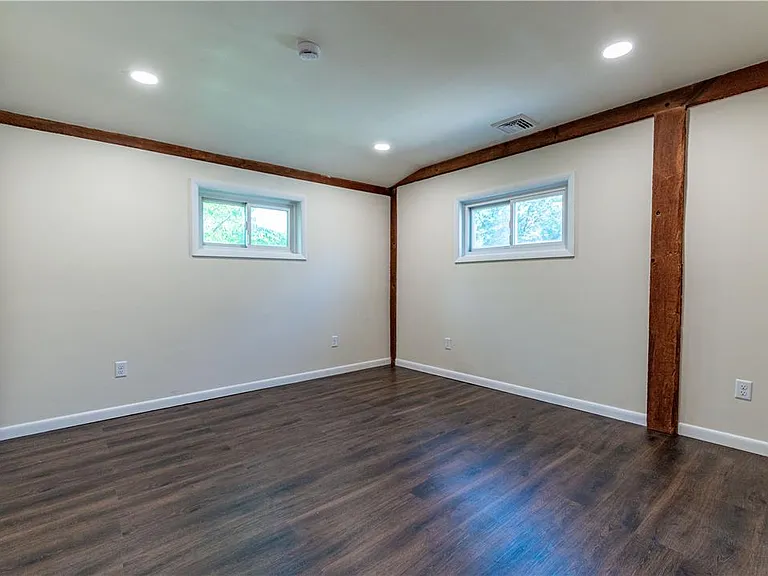 6350 Robin Ln — Photo 11