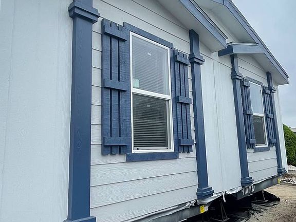 3rd image of 12550 Carson St #184