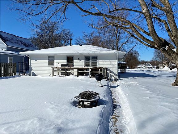 2nd image of 523 N 1st Ave