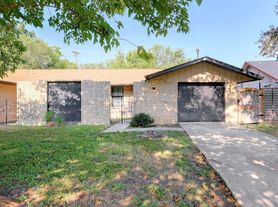 2107 Darwin Dr