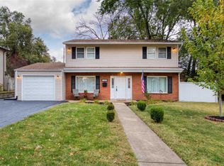 10968 Whitbyhall Dr, Bridgeton, MO 63044
