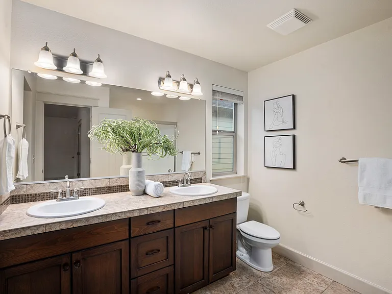 3308 NW 47th Dr — Photo 15