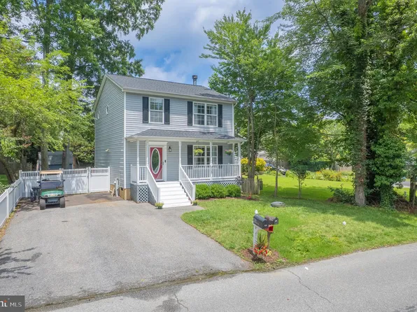 926 Hillside Ave, Edgewater, MD 21037