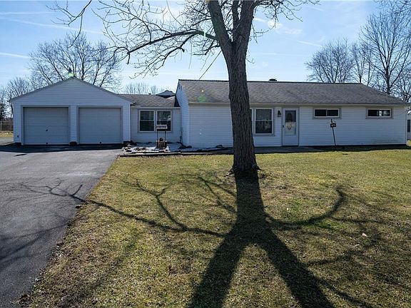 2nd image of 738 Stewart Ave