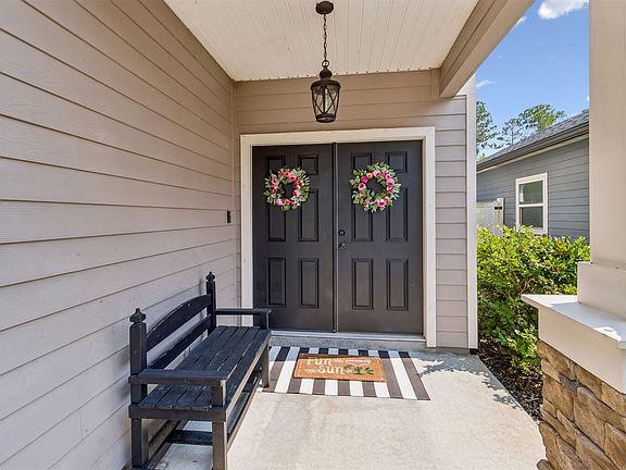 2nd image of 81043 Leeside Ct