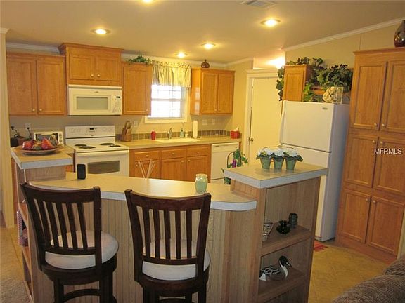 4th image of 1415 County Road 434