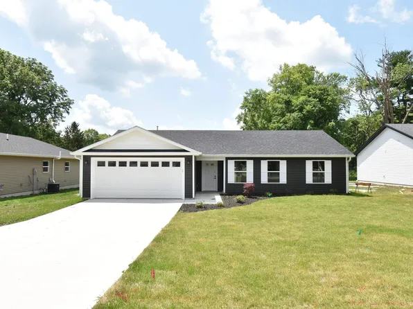 1022 E 8th St, Fowler, IN 47944