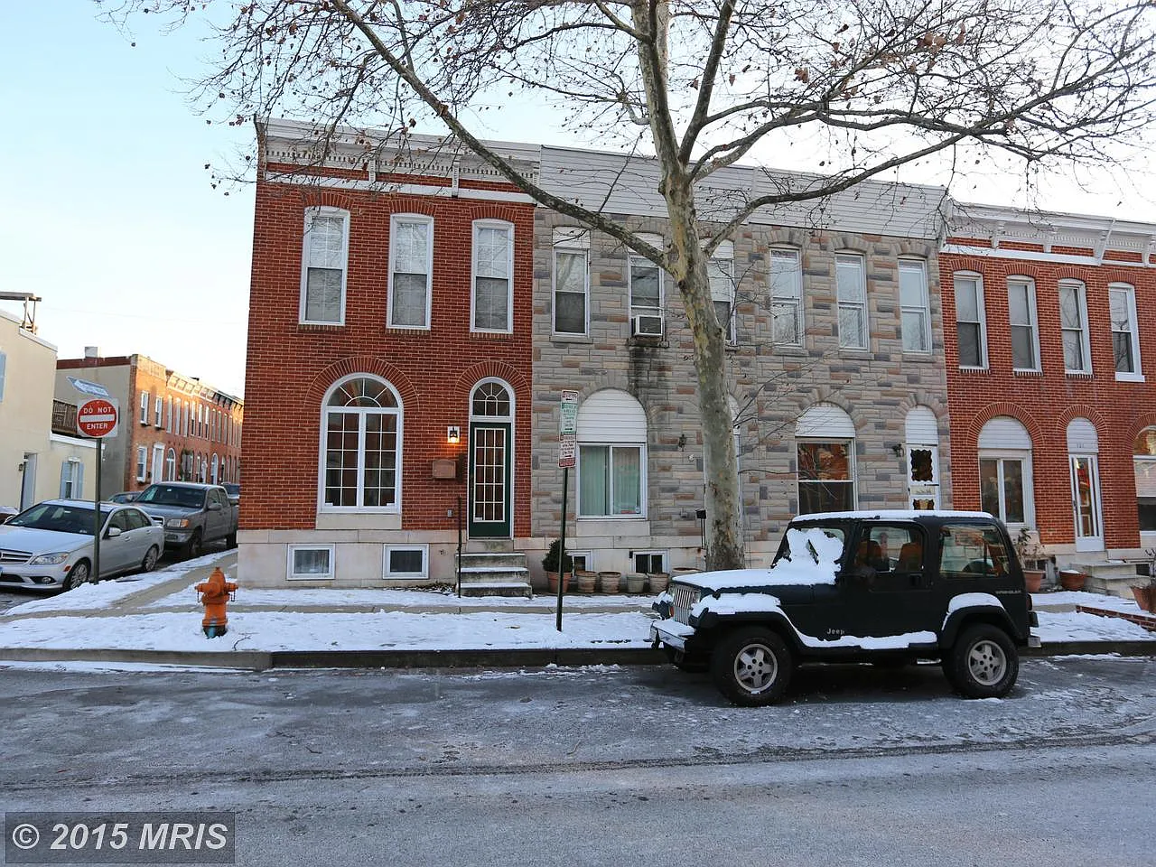 115 W Clement St photo 1