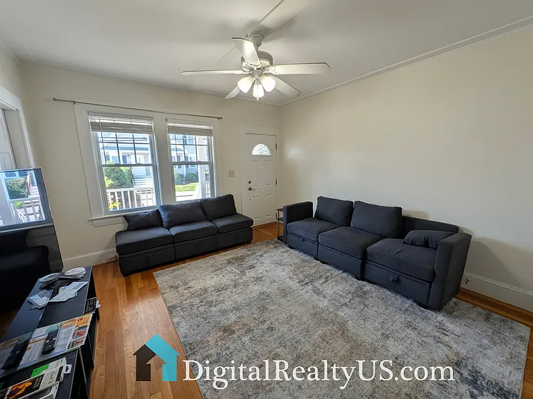58 Ash St #3 — Photo 3