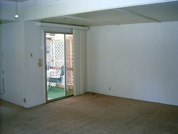 3rd image of 3115 N Fairview Ave Unit 20