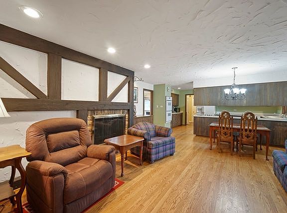 5th image of 1627 Del Ogier Dr